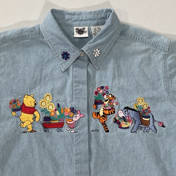 Vintage Disney Catalog Winnie the Pooh Embroidered Denim Shirt Women’s Large - Picture 2 of 6